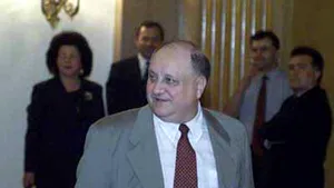 Cozmâncă scrie PSD: Partidul se îndreaptă spre dezastru total din cauza lui Geoană