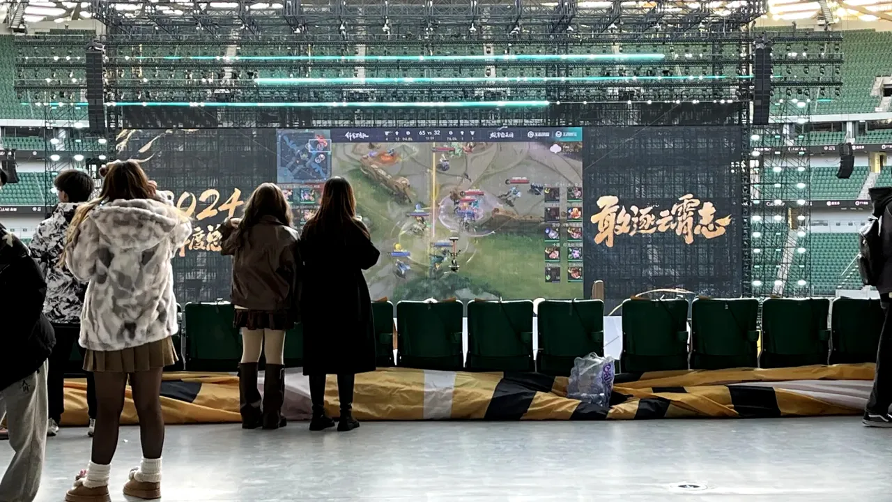 O companie din China încearcă să atragă femeile într-o lume a bărbaţilor, cea a jocurilor pe mobil
