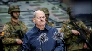 Olaf Scholz îl avertizează pe Putin: Vom apăra „fiecare centimetru pătrat” din teritoriul NATO