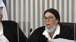 Lelia Munteanu: Premierul Israelului ameninţă cu al patrulea tur de alegeri