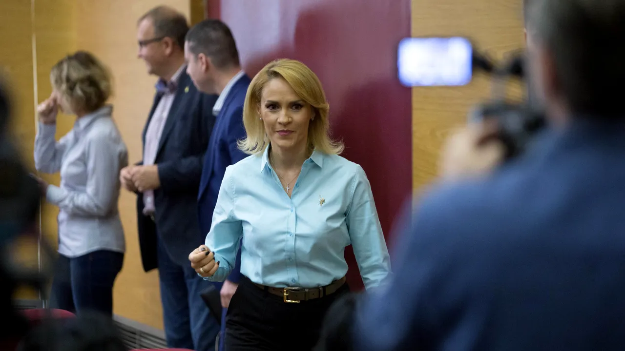 Retrageri din CGMB, după ce Nicuşor Dan a fost ales primar general. Gabriela Firea, Traian Băsescu, Petre Roman şi alţi 6 aleşi renunţă la mandat