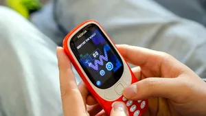 Fanii Nokia sunt surprinşi NEPLĂCUT. Cu cât se va vinde Nokia 3310 în magazine