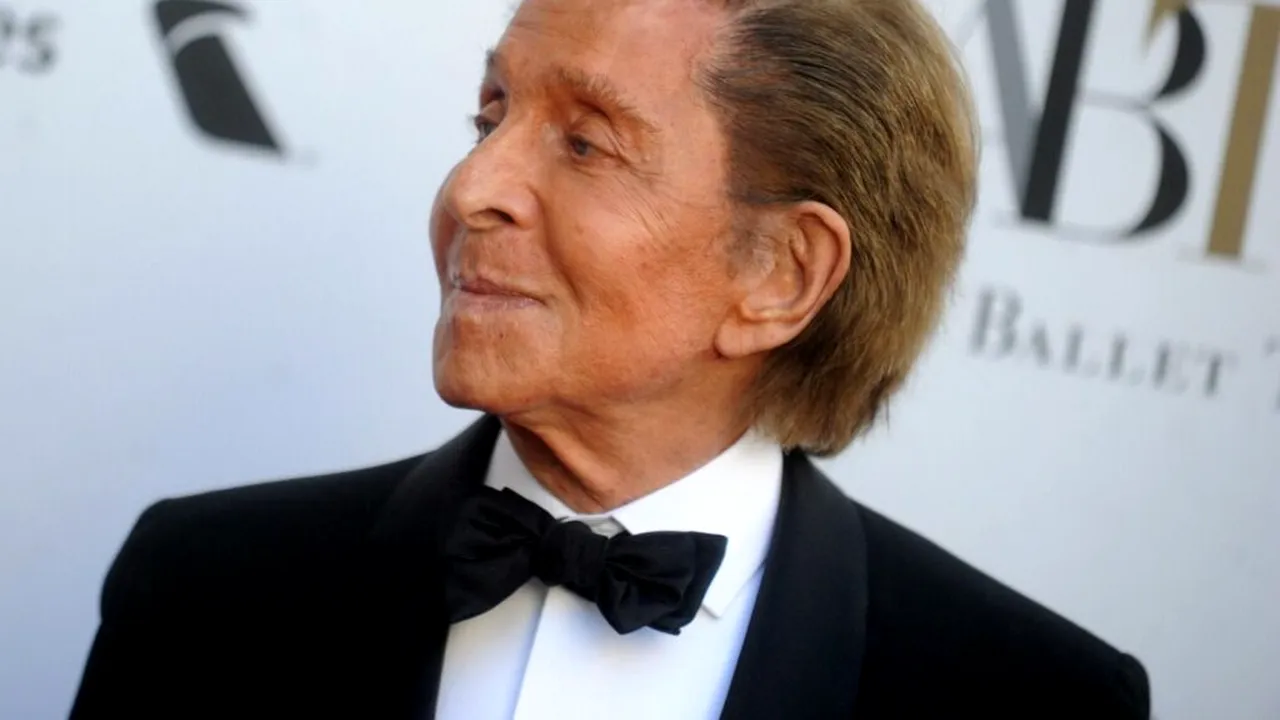 Creatorul de modă italian Valentino a murit