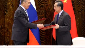 Rusia şi China consolidează relaţiile bilaterale, în contextul sancţiunilor impuse de SUA şi UE
