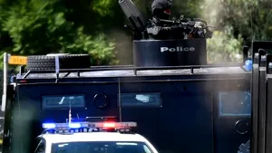 ATAC ARMAT în Australia: Doi morţi şi doi răniţi, într-o luare de ostatici într-o fabrică din Sydney - FOTO, VIDEO