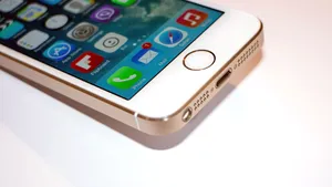 Apple a primit o amendă record în Franţa