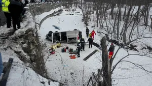 Doi morţi şi patru răniţi într-un accident produs pe DN1 A, în judeţul Prahova