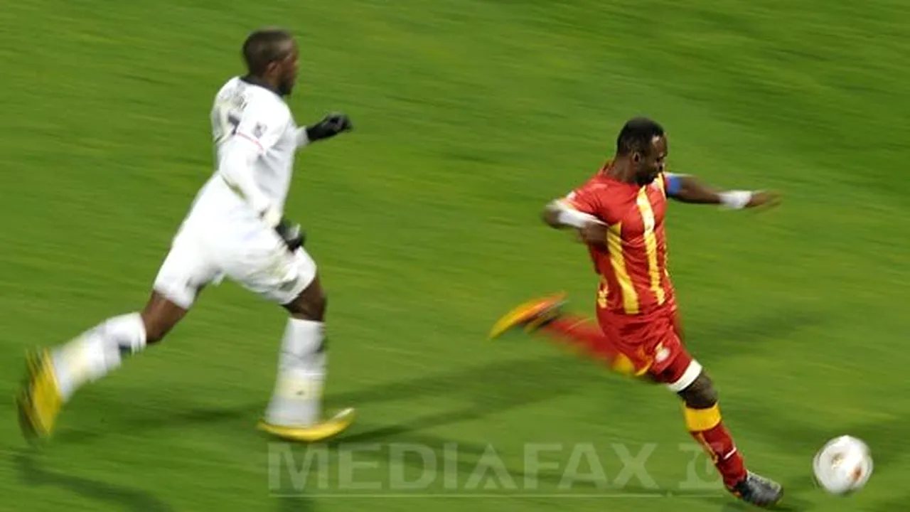 Locuitorii dintr-un sat din Zambia se uită pentru prima dată în viaţă la televizor, la CM