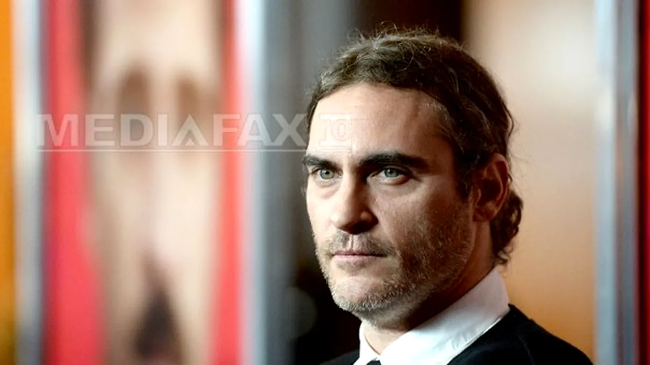 Joaquin Phoenix spune că se simte speriat de admiratori