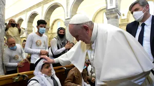 Vizită Irak. Papa Francisc, slujbă la o catedrală distrusă de ISIS: ”Terorismul şi moartea nu au niciodată ultimul cuvânt”