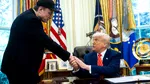 Trump zboară spre China împreună cu Elon Musk și Jensen Huang de la Nvidia la bordul Air Force One