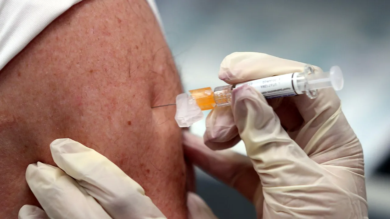 Proiectul vaccinării obligatorii ar putea fi votat săptămâna viitoare de Camera Deputaţilor