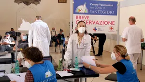 „Efectul Draghi”. Boom de rezervări la vaccinare, în Italia 