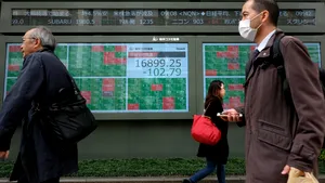 Bursele internaţionale schiţează o revenire. Situaţia la Bucureşti