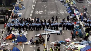 Hong Kong-ul închide un 