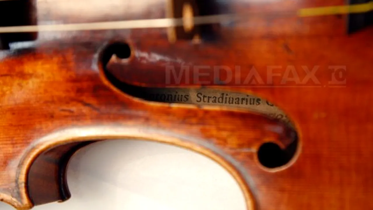 O violă Stradivarius, estimată la 45 milioane de dolari, scoasă la licitaţie