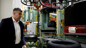 Marcel Ciolacu – Anul viitor vom putea cumpăra anvelope produse în România