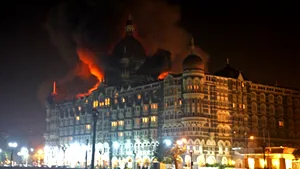 Forţele indiene au eliminat toţi teroriştii de la hotelul Taj din Bombay