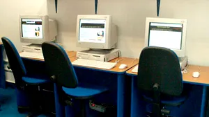 Tăriceanu vrea sistemul Internet la sate până la finele anului
