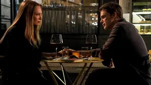 O revenire criminală îi așteaptă pe fani: sezonul doi din Dexter®: Resurrection (Dexter: Renașterea) va fi disponibil în exclusivitate pe SkyShowtime din 31 octombrie, în România