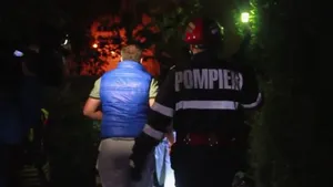 9 răniţi, zeci de evacuaţi şi 60 de apartamente avariate după o explozie la un bloc din Bistriţa - GALERIE FOTO