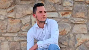 Mama lui Luca Iclodean, tânărul din Cluj, rănit în atacul din Las Vegas, anunţă că starea acestuia este stabilă şi mulţumeşte tuturor pentru susţinerea oferită