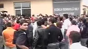 Ştefăneşti: Şase persoane cu date de identitate false