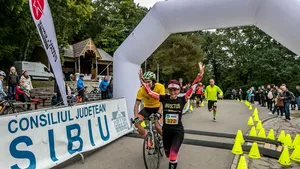O sibiancă va concura la Ironman Calella - Barcelona 2024 pentru un copil de 15 ani cu inima bolnavă