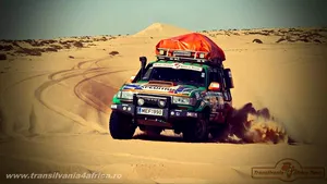 FOTO | Cursă caritabilă de 9000 de kilometri: Clujenii care vor duce mii de ghiozdane copiilor din Sierra Leone