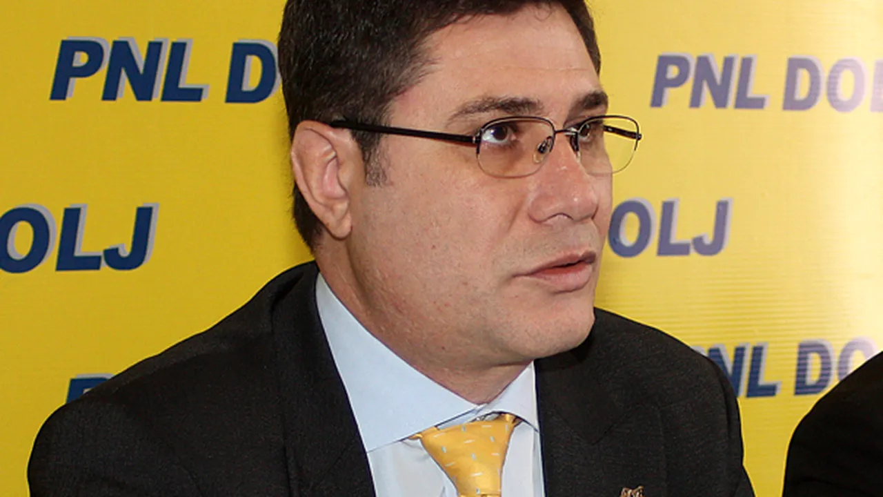 Trei primari PNL din Dolj vor susţine programul Guvernului PDL