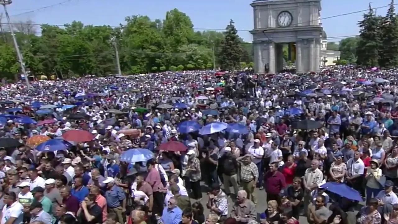 CRIZĂ politică în Rep. Moldova. Parlamentul a fost dizolvat. Alegeri anticipate în 6 septembrie/ Maia Sandu: Prima şedinţă a Guvernului va avea loc luni VIDEO