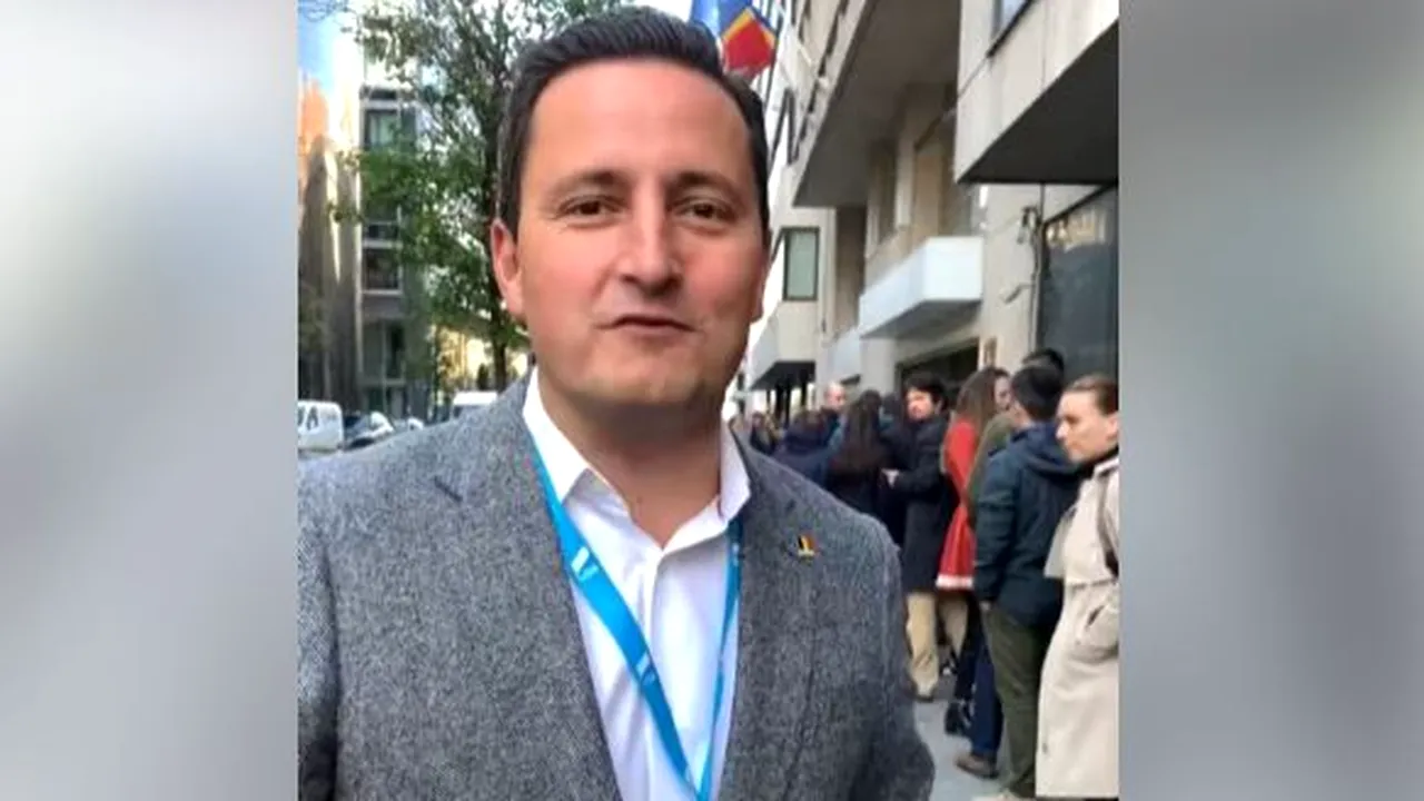 Alegeri prezidenţiale 2019. Imagini de la o secţie de vot din Bruxelles unde românii au făcut coadă. VIDEO