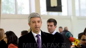 ALEGERI PREZIDENŢIALE 2014 - Dan Diaconescu: Nu am putut vota la 