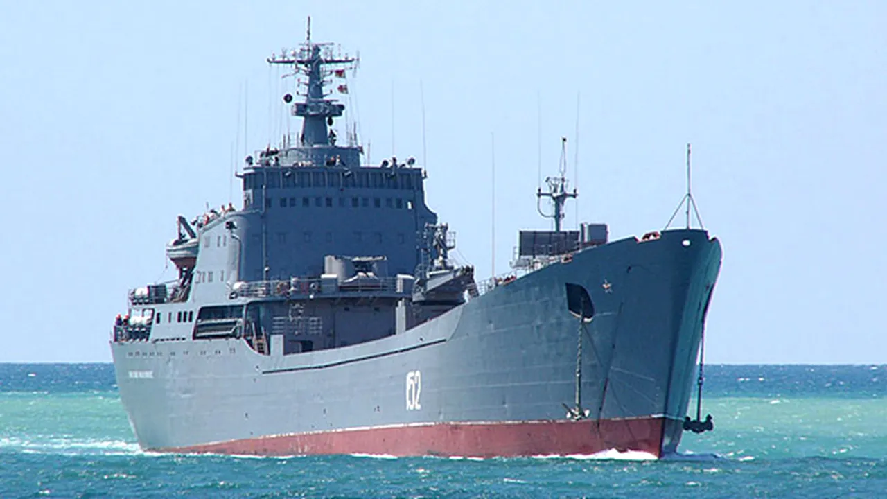Rusia trimite două nave de război către baza sa militară din Siria 