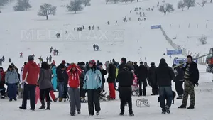 Bistriţa: Sute de oameni au participat la Serbările zăpezii, organizate în Complexul Wonderland - FOTO