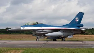 Guvernul a aprobat proiectul de lege pentru achiziţionarea a 32 de aeronave F-16 din Norvegia