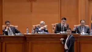 Moţiunea de cenzură, depusă pe 30 septembrie - surse