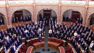 În Ungaria, doi foști miniștri din guvernul Orbán au fost reținuți pentru suspiciuni de luare de mită și deturnare de fonduri