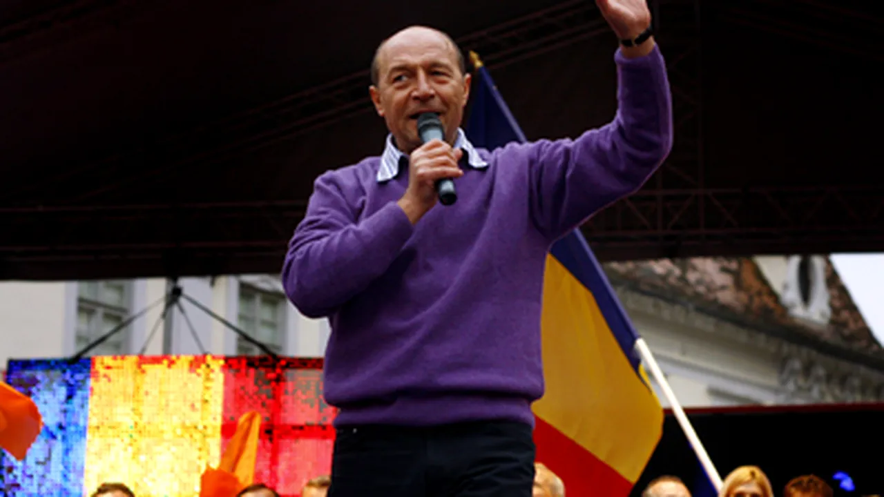 Băsescu: Referendumul pentru unicameral şi reducerea numărului parlamentarilor, validat
