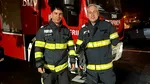 Misiune neobișnuită pentru pompierii din Capitală: Choco, un „cățeluș” de 65 de kilograme, salvat cu autoscara