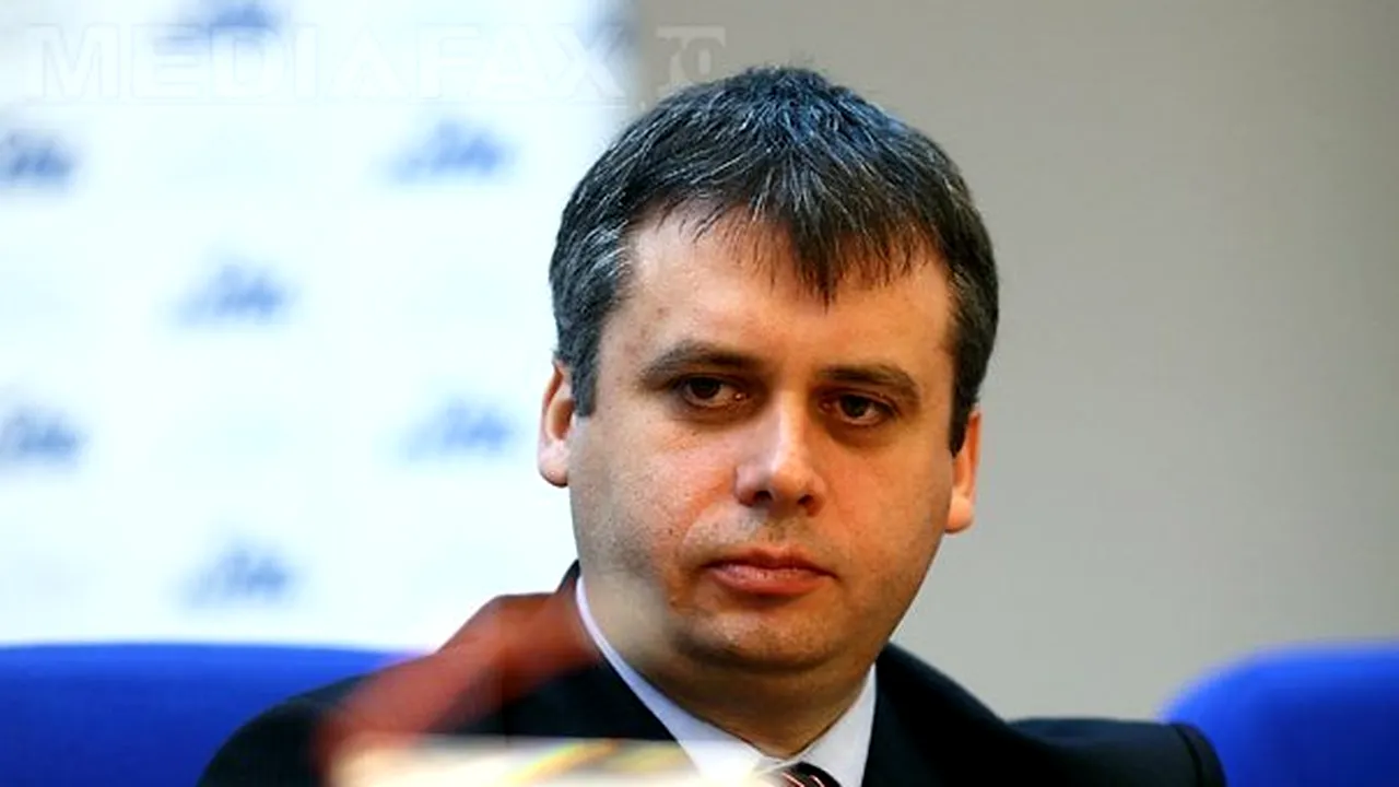 Şeful RATB, Adrian Criţ, revocat din funcţia de preşedinte al Consiliului de Administraţie al regiei