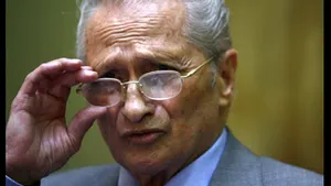 BIO: Ticu Dumitrescu, luptător anticomunist şi promotor al deconspirării Securităţii