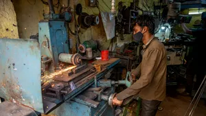 Economia Indiei a înregistrat o scădere de 7,3% în ultimul an. Pandemia a lovit puternic ţara asiatică