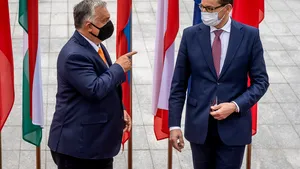 Premierul Ungariei, Viktor Orban şi omologul său polonez, Mateusz Morawiecki, se consultă în privinţa abordării faţă de bugetul UE