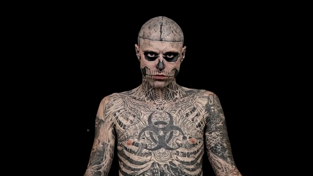 Manechinul Rick Genest, cunoscut ca Zombie Boy, s-a sinucis la 32 de ani | VIDEO