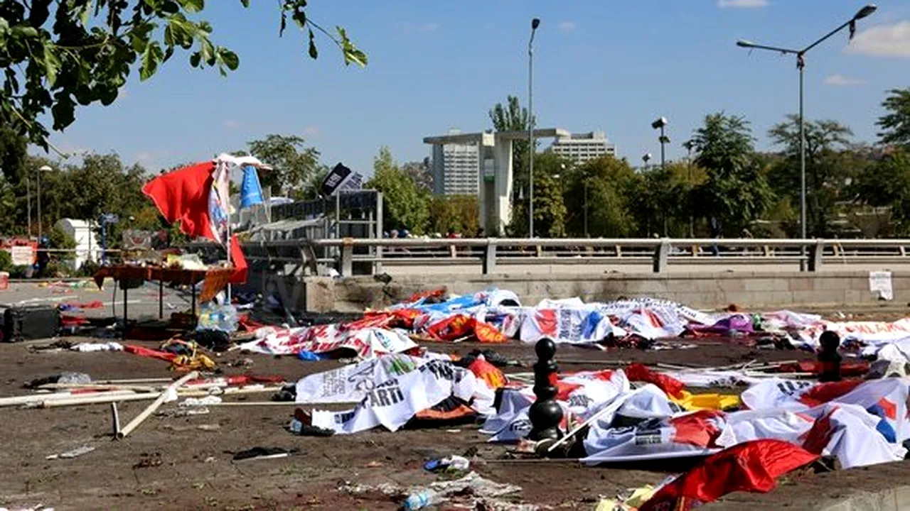 Pachet suspect, detonat la locul dublului atentat din Ankara - CNN Turk