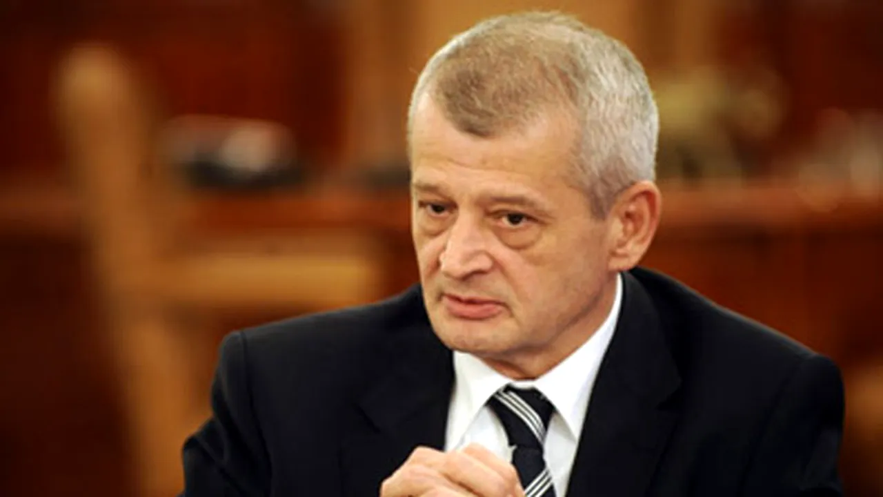 Oprescu: PMB suportă creşterea preţului gigacaloriei, bucureştenii nu vor plăti majorarea