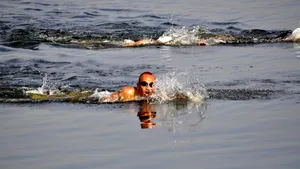 Paul Georgescu a traversat Canalul Mânecii într-un timp record      