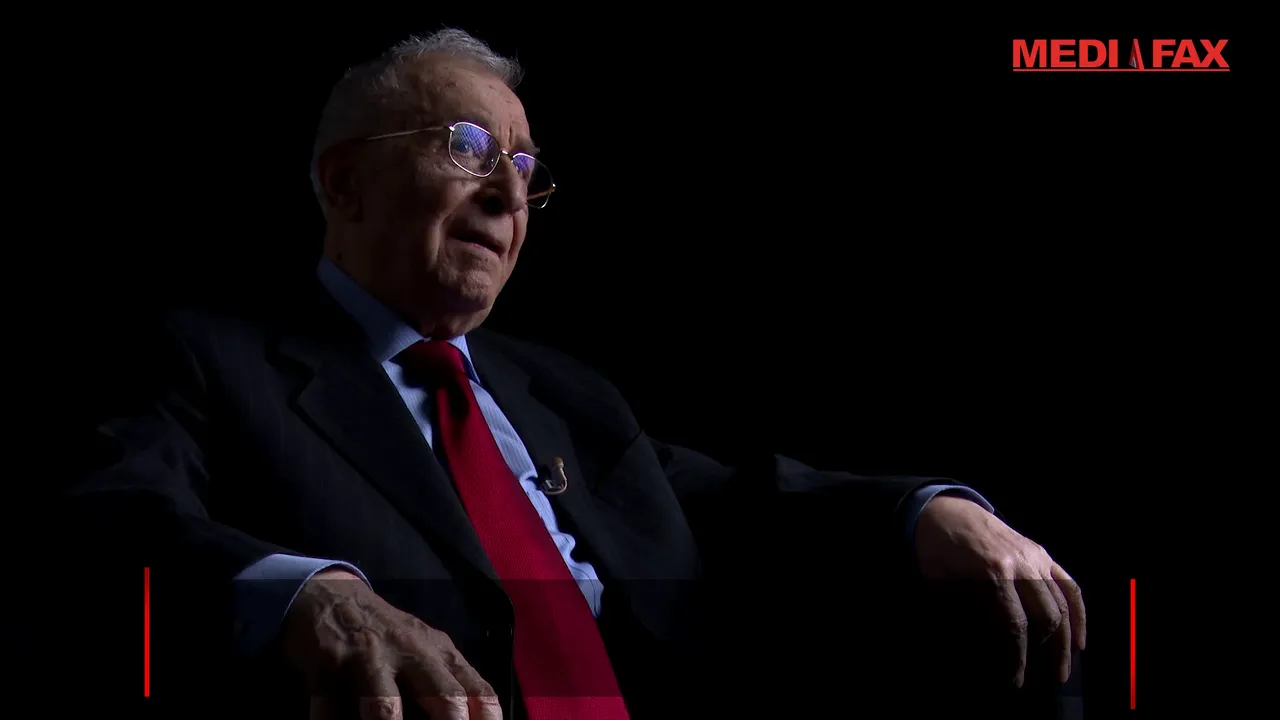 INTERVIU EXCLUSIV Ion Iliescu: Au fost oameni legaţi de interesele clanului Ceauşescu, care s-au simţit datori să îşi îndeplinească misiunea pentru care fuseseră plătiţi