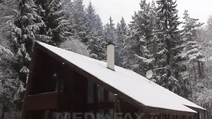 REPORTAJ: Cabanele de vânătoare din Harghita, între care una a lui Ceauşescu, rezervate de sărbători - FOTO